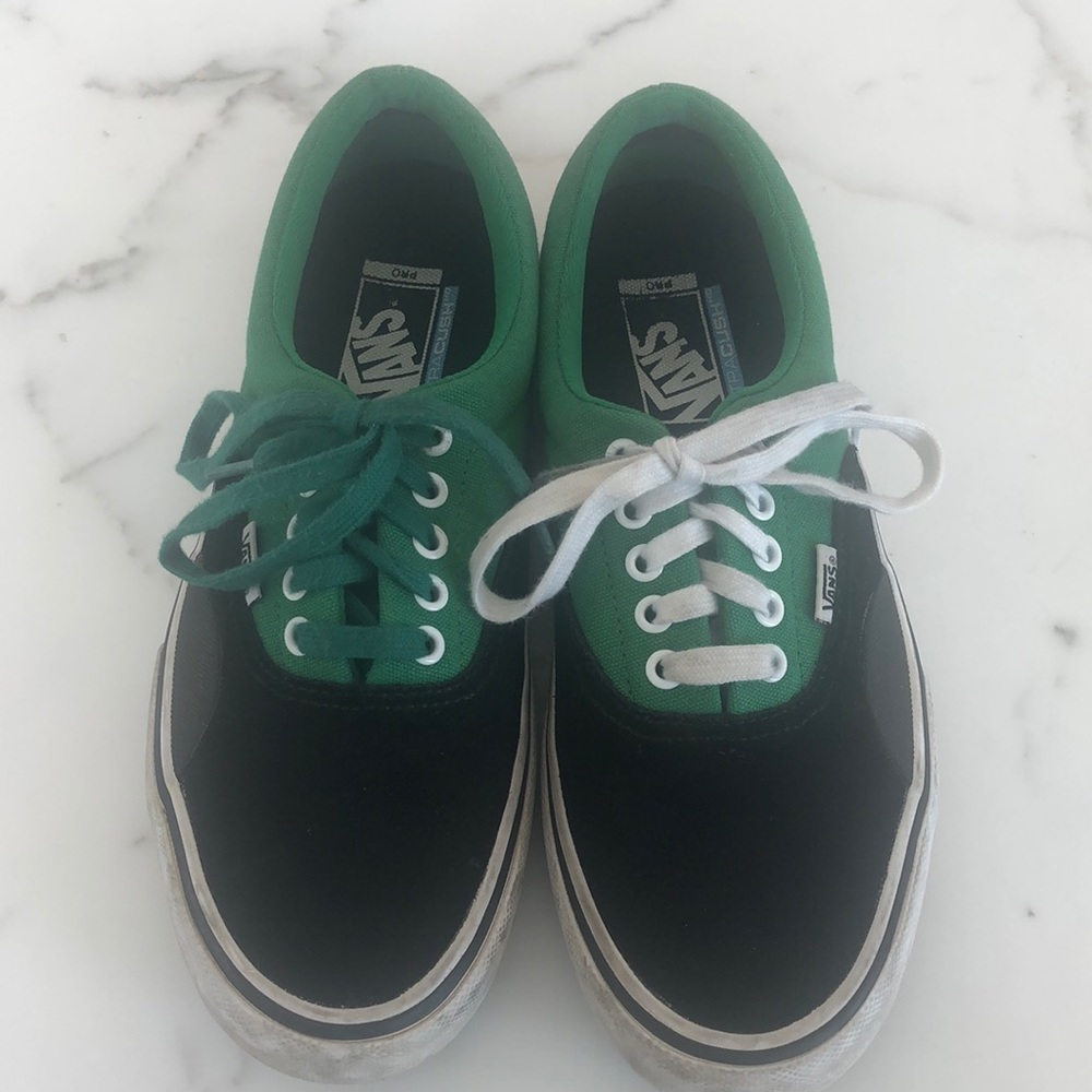 Mens Vans Pro ultra cushion size 9